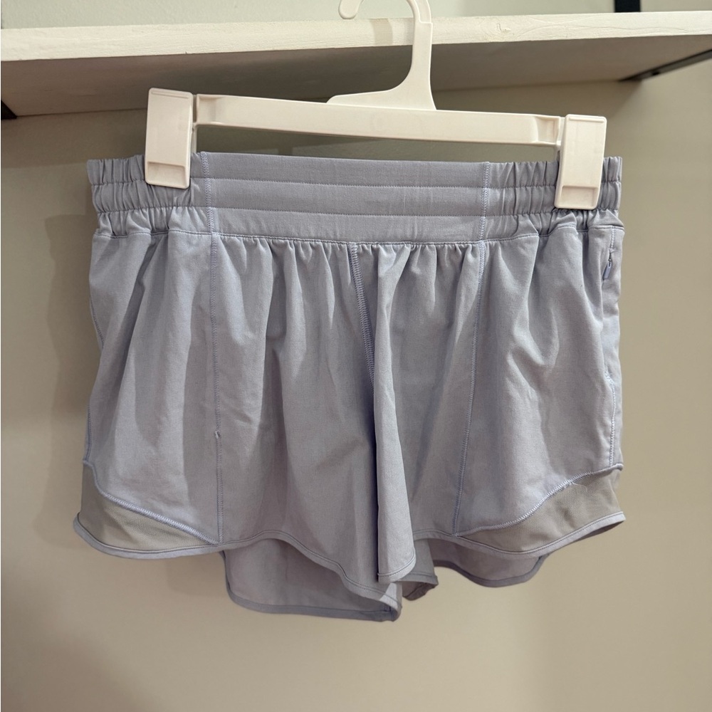 Lululemon
Hotty Hot Low-Rise Lined Short 4"